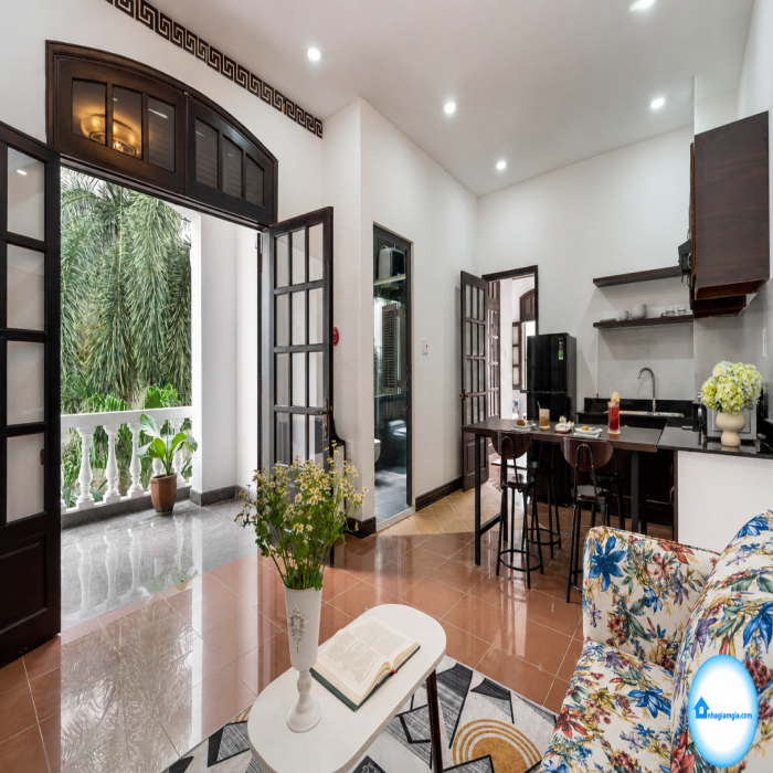 BALCONY- GARDEN- 2 BR, 10 MINS TO AIRPORT, NEAR D1, D3…IN HCMC - 3