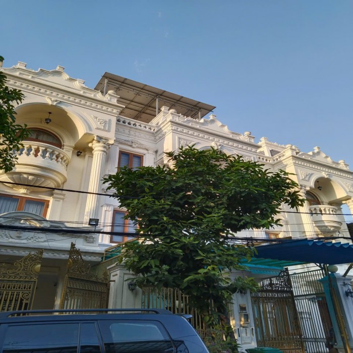 BIỆT THỰ TRÊN 100m2, CỰC SANG TRỌNG, vị trí đẳng cấp hàng đầu Nguyễn Hữu Dật, Tân Phú