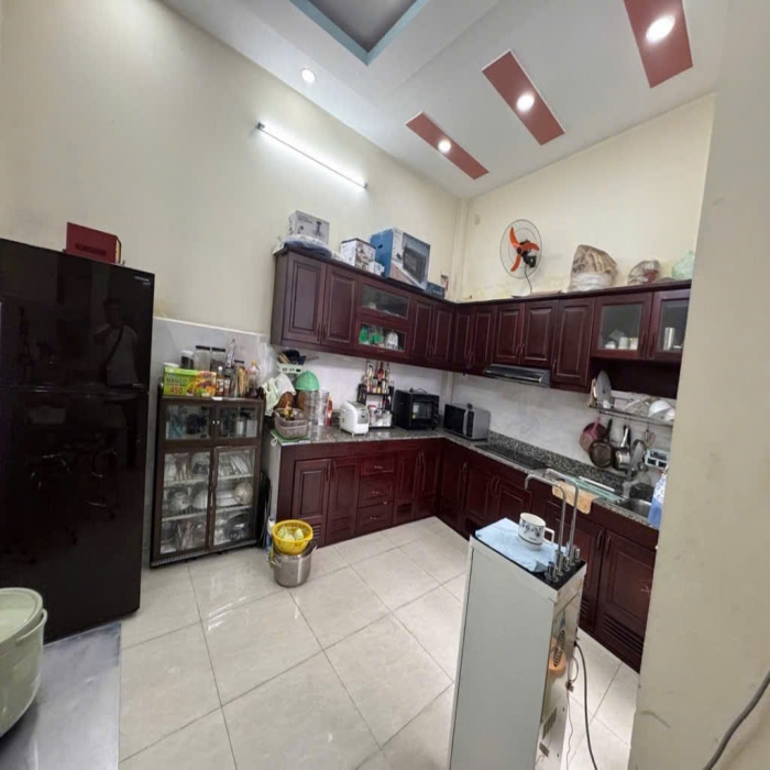 10.8 TỶ- 9.2 TỶ, MẶT TIỀN ÂU CƠ, NỞ HẬU 8x30m, 4 TẦNG - 2