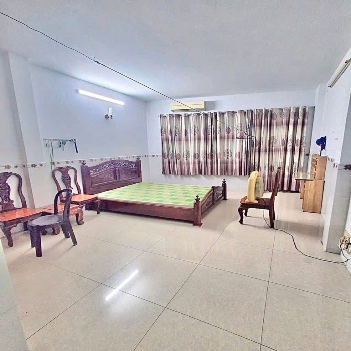 HOUSE FOR SALE ON GO DAU STREET, 4 FLOORS,  JUST OVER 12 BILLION VNĐ - 3