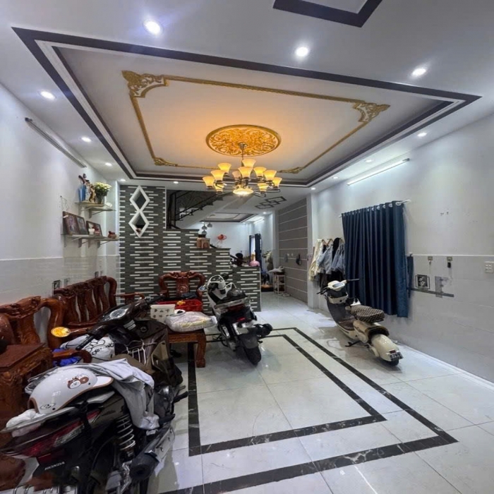 7.7 – 7.25 TỶ, MỚI ĐÓN TẾT, BÁN NHÀ NGUYỄN SUÝ, 3 TẦNG, ÔTÔ NGỦ NHÀ, 4x12m - 3