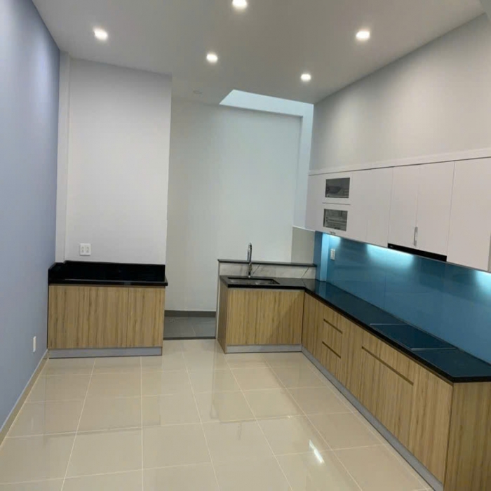 ĐÃ BÁN --- BÁN NHÀ THOẠI NGỌC HẦU, TÂN PHÚ, HẺM XE HƠI, 3 TẦNG, 4.8x17m - 4