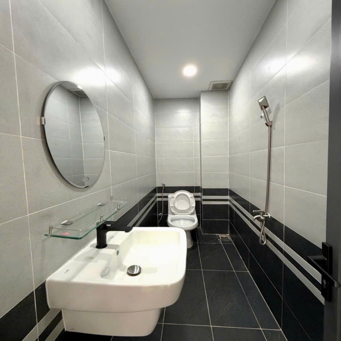 ĐÃ BÁN --- BÁN NHÀ TÂN QUÝ, TÂN PHÚ, 4x17m, 4 TẦNG, HẺM XE HƠI - 5