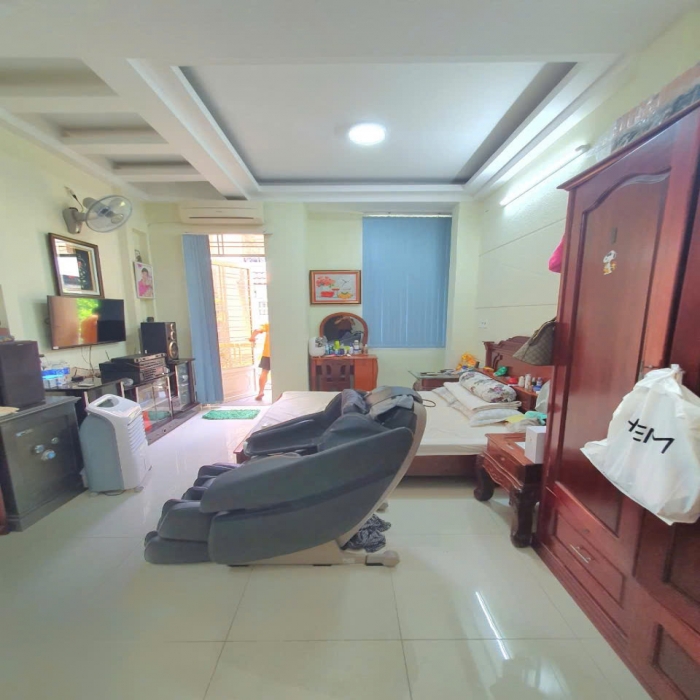 8.2-7.99 TỶ, 4 TẦNG, 4x16m, NGAY NHÀ GA T3, BÁN NHÀ HUỲNH VĂN GẤM, HXH - 8