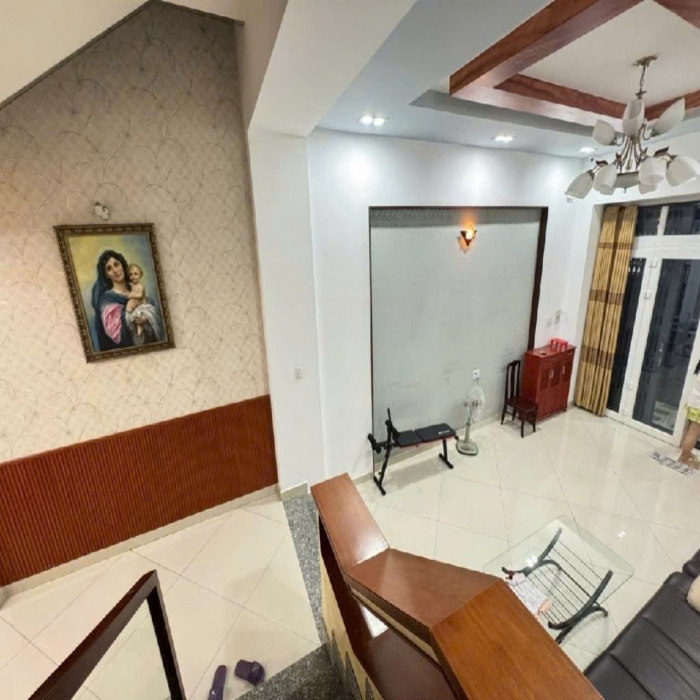 CẶP HÔNG BỆNH VIỆN, AN TÂM TUỔI GIÀ, NỘI THẤT ĐẸP, Ở NGAY, 9 TỶ NHỈNH ÍT - 9